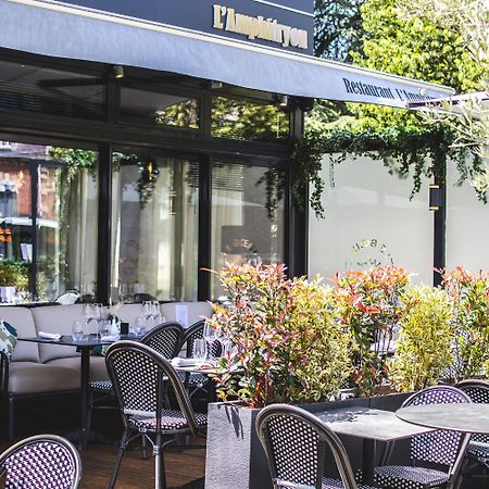 Le Boeuf Couronne - Hotel & Restaurant Chartres- Logis Hotels Exterior foto